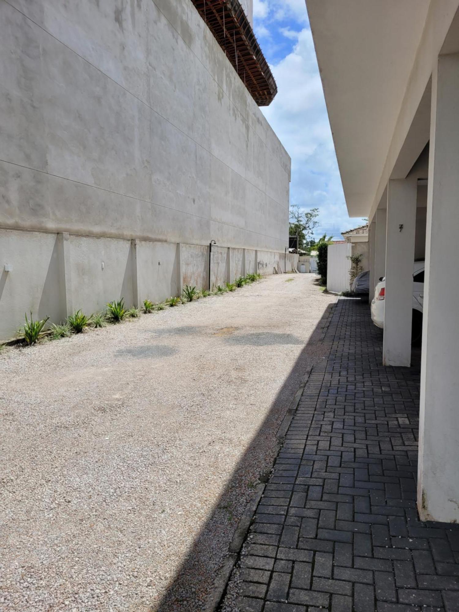 Excelente Sobrado Confortável no Centro de Tijucas Próximo as Praias Exterior foto